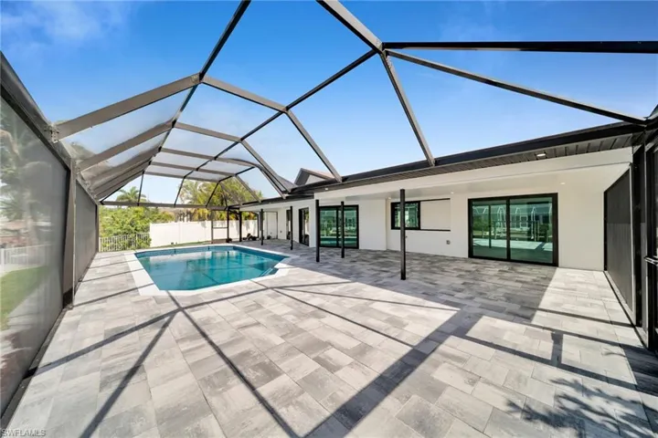 1938 Cornwallis Pkwy, Cape Coral, Florida 33904