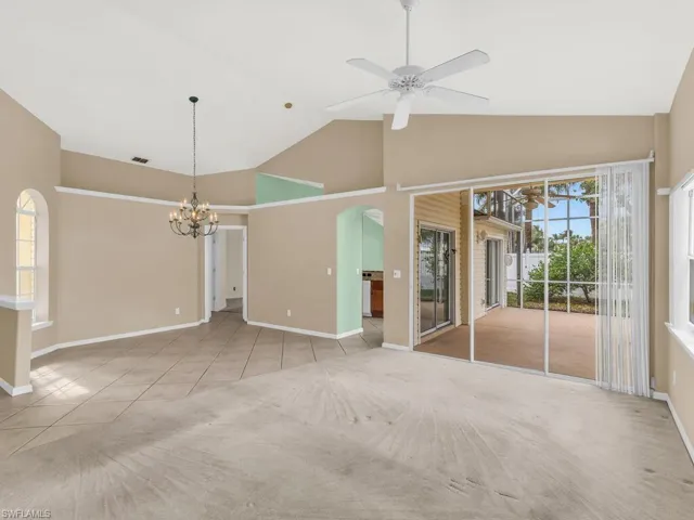 1033  Silverstrand  DR, Naples, FL 34110