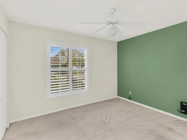 1033  Silverstrand  DR, Naples, FL 34110