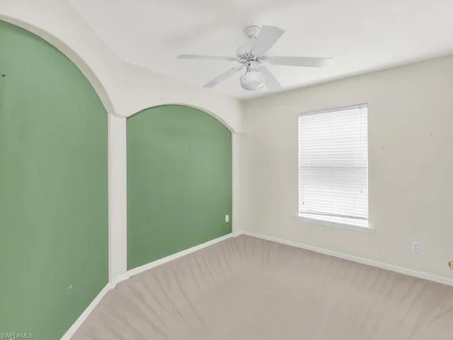1033  Silverstrand  DR, Naples, FL 34110