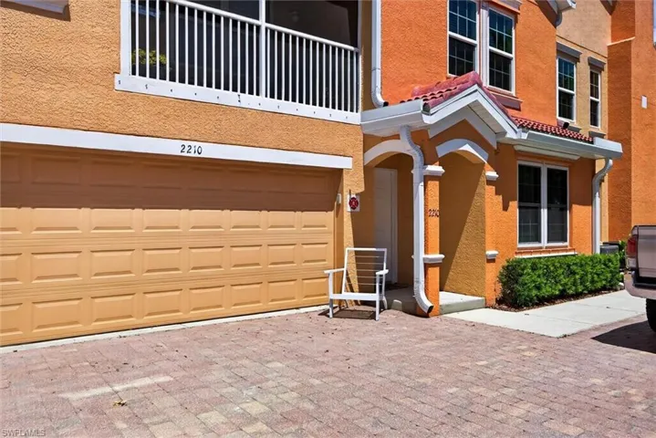 1806  Concordia Lake  CIR, Cape Coral, FL 33909