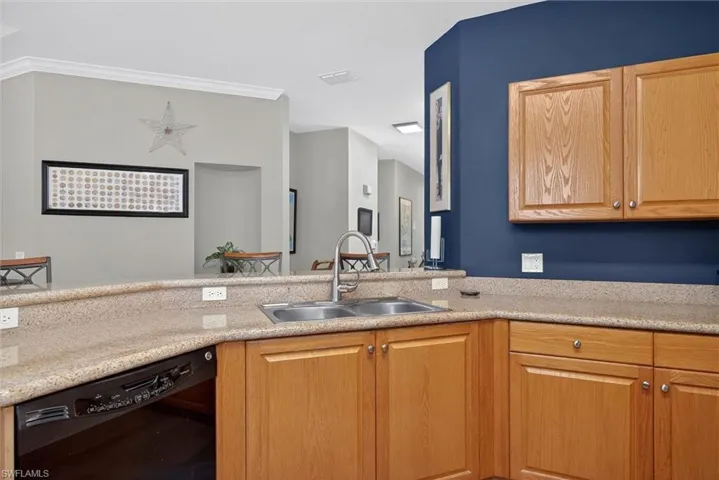 1806 Concordia Lake Cir 2210, Cape Coral, Florida 33909