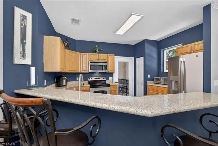 1806  Concordia Lake  CIR, Cape Coral, FL 33909