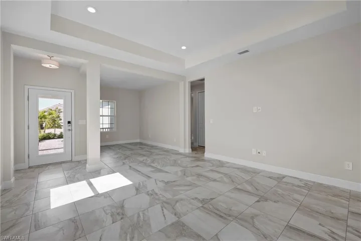 4644  Centaurus  CIR, Naples, FL 34120