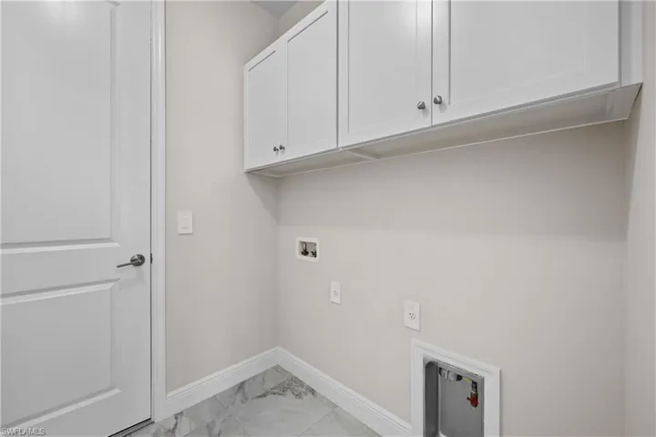 4644  Centaurus  CIR, Naples, FL 34120
