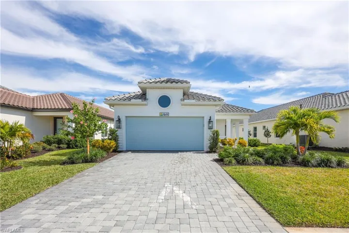 4644  Centaurus  CIR, Naples, FL 34120