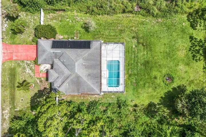 Aerial view of property and surrounding area