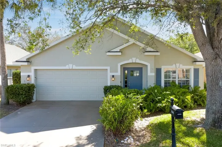 Welcome Home to 12841 Havenridge Cir!