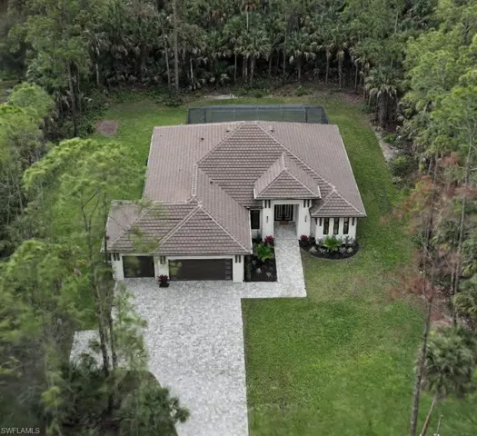 382 39th Ave Ne, Naples, Florida 34120