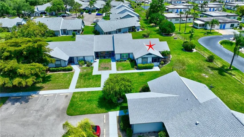10572  Quincy  CT, Lehigh Acres, FL 33936