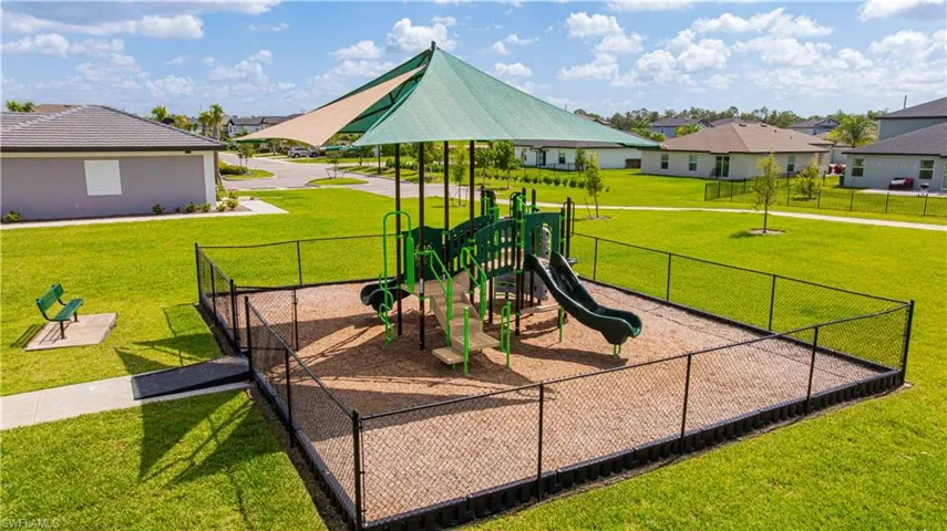 17561 Monte Isola Way, North Fort Myers, Florida 33917