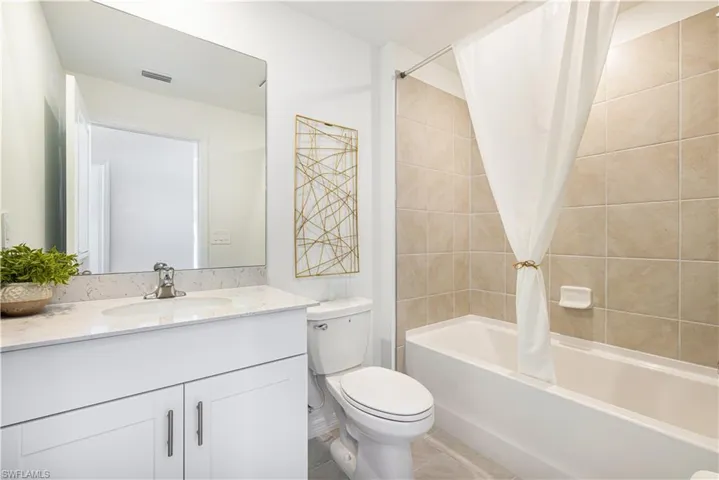 17561 Monte Isola Way, North Fort Myers, Florida 33917
