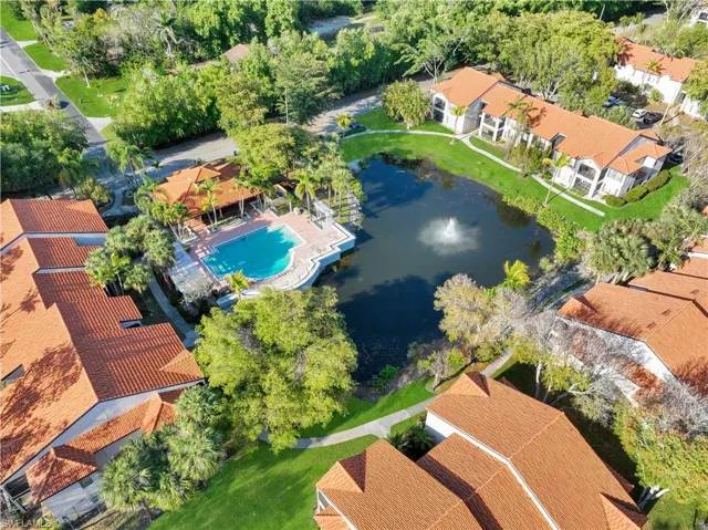 2058 Arbour Walk Cir 3322, Naples, Florida 34109