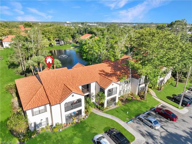 2058 Arbour Walk Cir 3322, Naples, Florida 34109