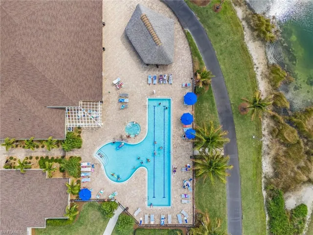Bird's eye view of a pool area