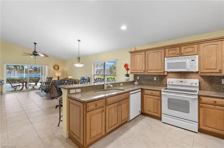 15732 Beachcomber AVE, FORT MYERS FL 33908