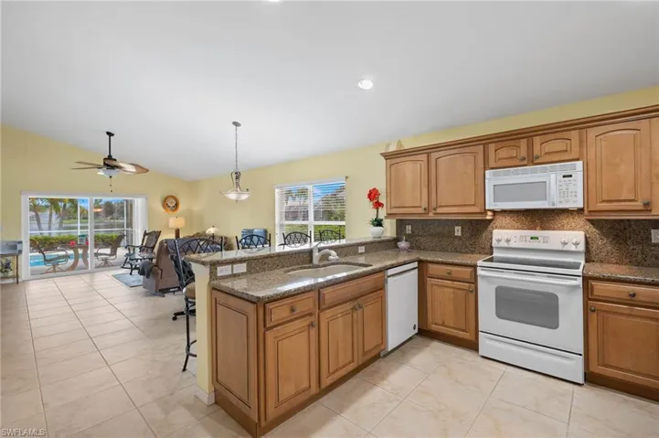 15732 Beachcomber AVE, FORT MYERS FL 33908