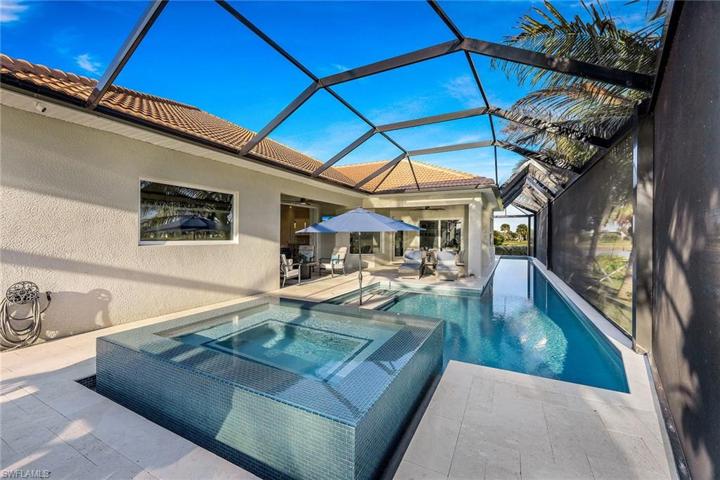 18024 Sandtrap DR, NAPLES FL 34114