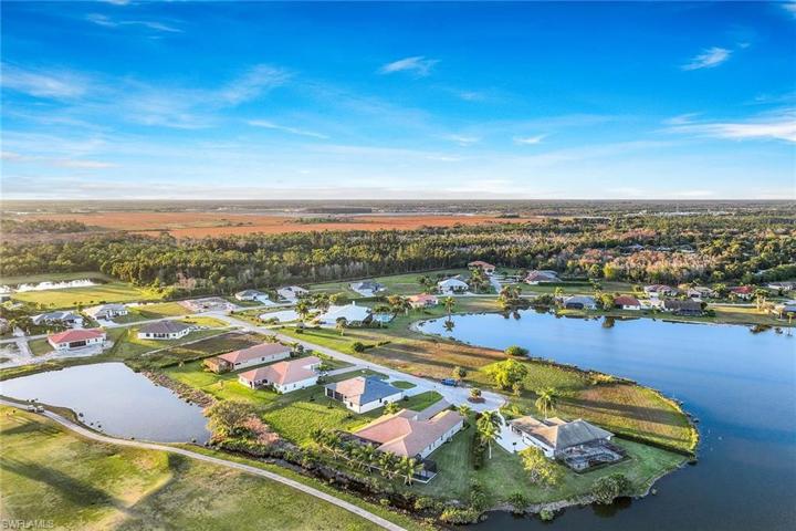 18024 Sandtrap DR, NAPLES FL 34114