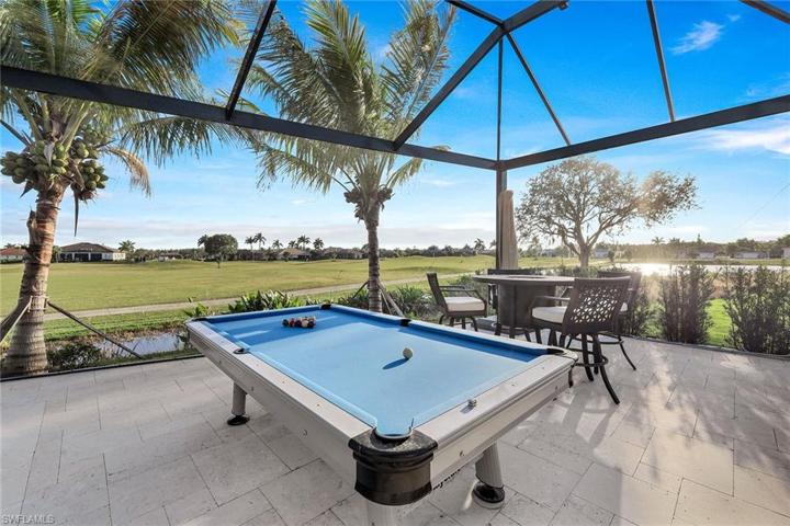 18024 Sandtrap DR, NAPLES FL 34114
