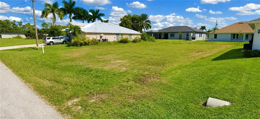 2333 Nw 36th Ave, Cape Coral, Florida 33993
