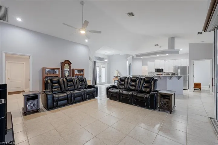 1223 NW 20th PL, CAPE CORAL FL 33993
