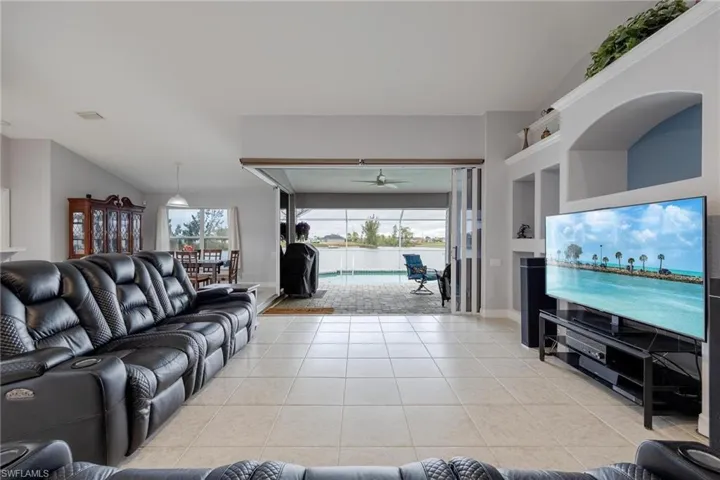1223 NW 20th PL, CAPE CORAL FL 33993