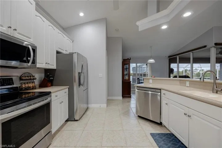 1223 NW 20th PL, CAPE CORAL FL 33993