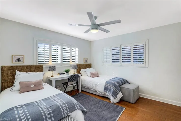 739 7th Ave N, Naples, Florida 34102