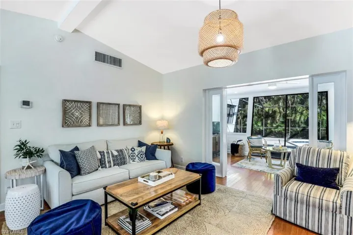739 7th Ave N, Naples, Florida 34102