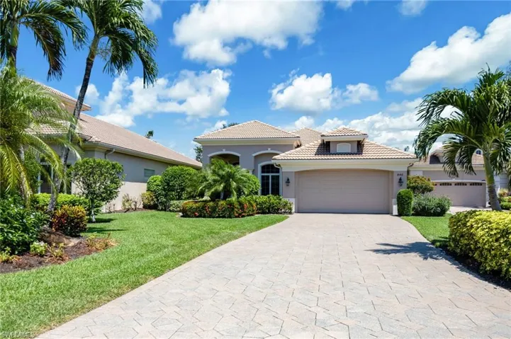 840 Villa Florenza Dr, Naples, Florida 34119