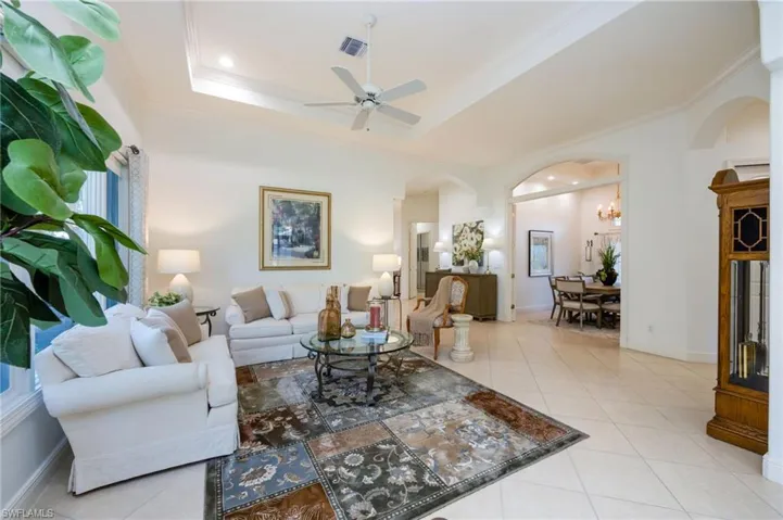 840 Villa Florenza Dr, Naples, Florida 34119