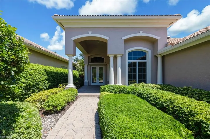 840 Villa Florenza Dr, Naples, Florida 34119