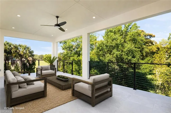 2854 Coach House Way, Naples, Florida 34105
