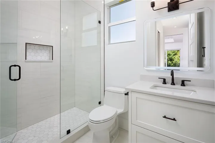 2854 Coach House Way, Naples, Florida 34105