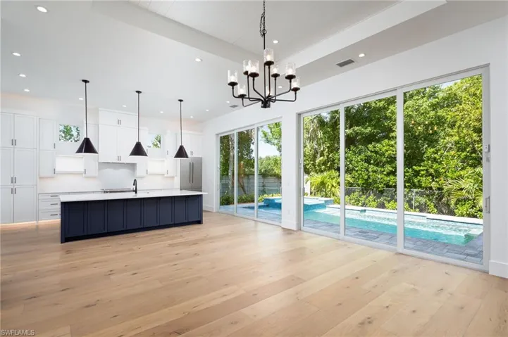 2854 Coach House Way, Naples, Florida 34105