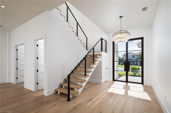 2854 Coach House Way, Naples, Florida 34105