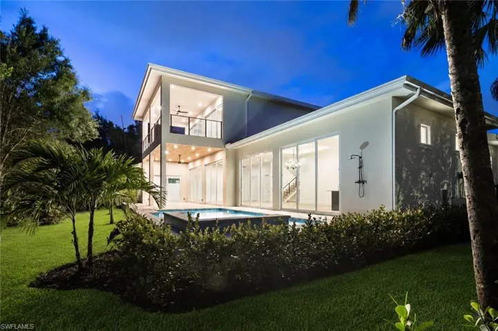 2854 Coach House Way, Naples, Florida 34105