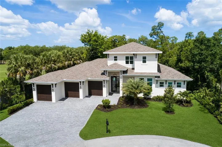 2854 Coach House Way, Naples, Florida 34105