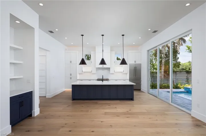 2854 Coach House Way, Naples, Florida 34105