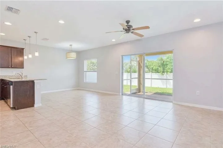 3786 Tilbor Cir, Fort Myers, Florida 33916