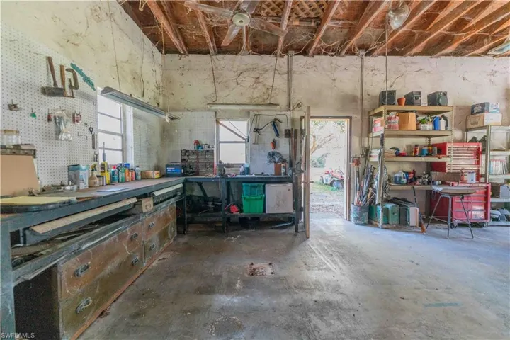 2426 + 2400  Phillips  RD, Labelle, FL 33935