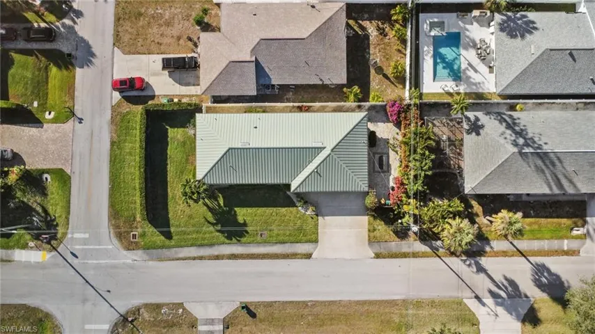 595 103rd Ave N, Naples, Florida 34108