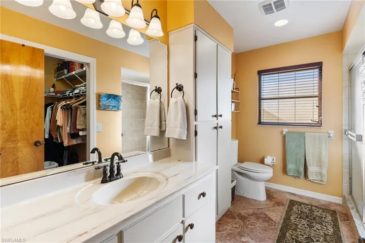 595 103rd Ave N, Naples, Florida 34108
