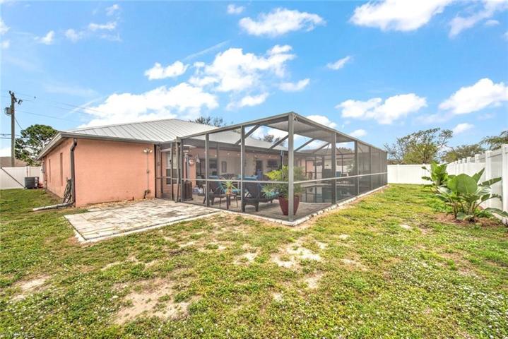 2926-2928 SE Santa Barbara  PL, CAPE CORAL, FL 33904