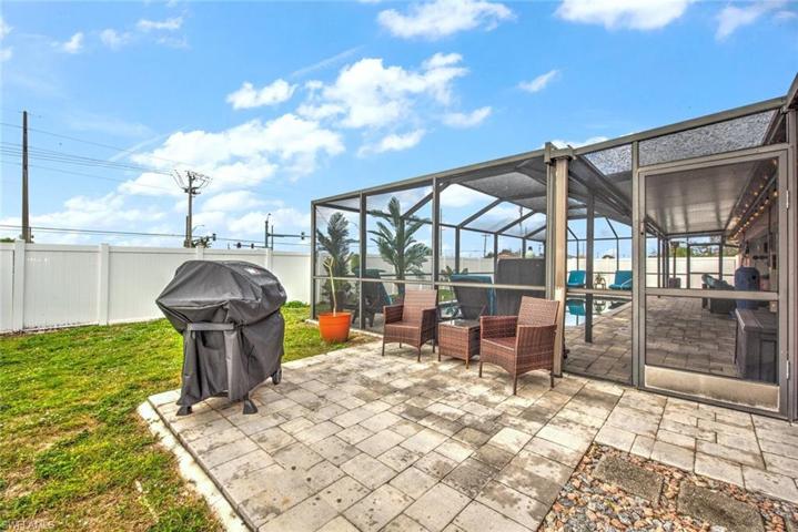 2926-2928 SE Santa Barbara  PL, CAPE CORAL, FL 33904