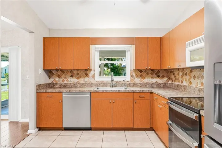 8344 Bounty Rd, Fort Myers, Florida 33967