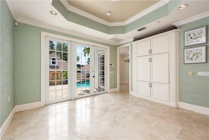 Access to Pool