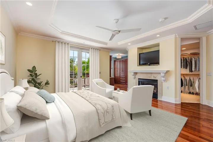With Closet and Dressing Room