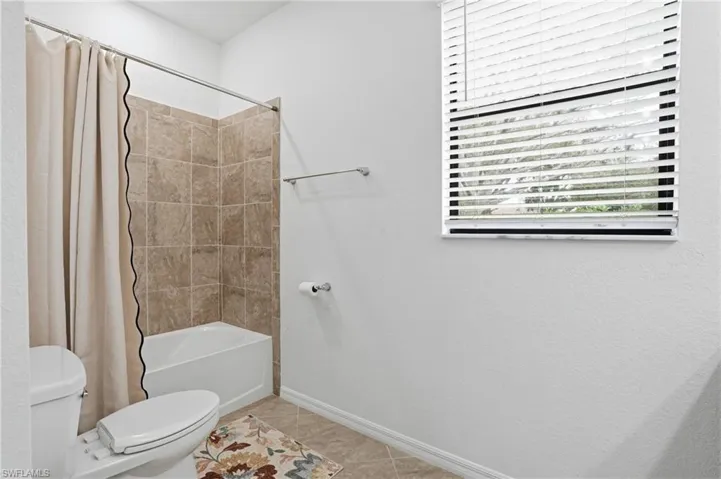 11821 Arbor Trace Dr, Fort Myers, Florida 33913